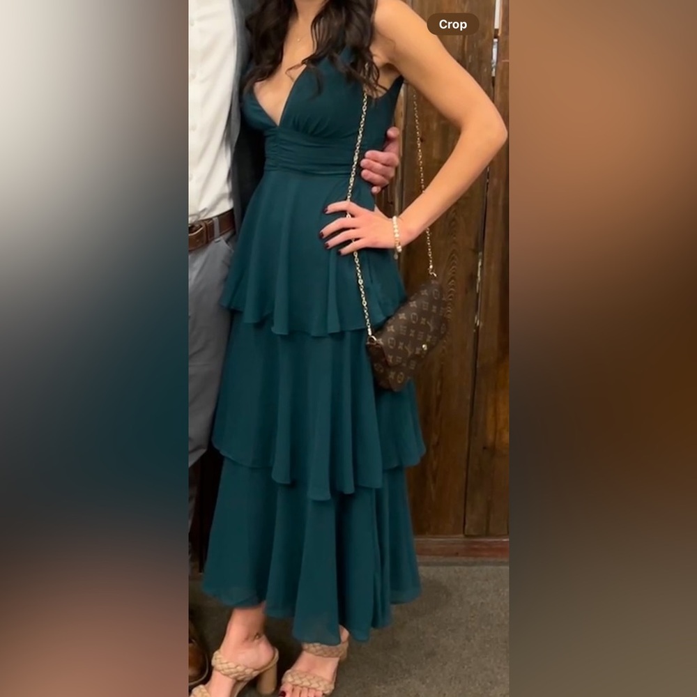 Lulu's Green Sleeveless Plunge Maxi Sundress